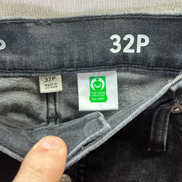 J. Crew Demi Boot Crop Jeans Womens 32P plus size Black Denim Stretch 2234 - Picture 2 of 10